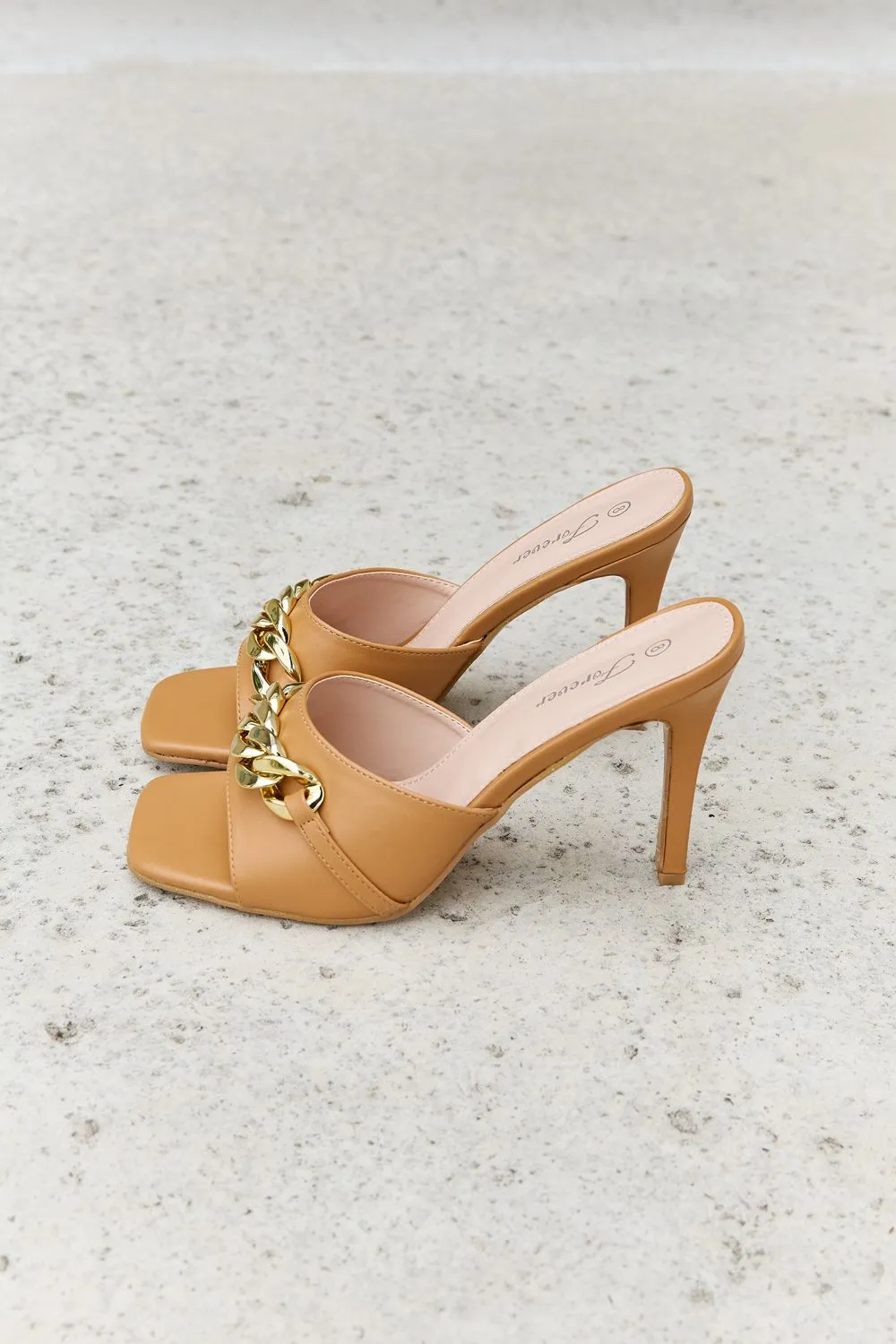 Chain Detail Mule Heels in Tan