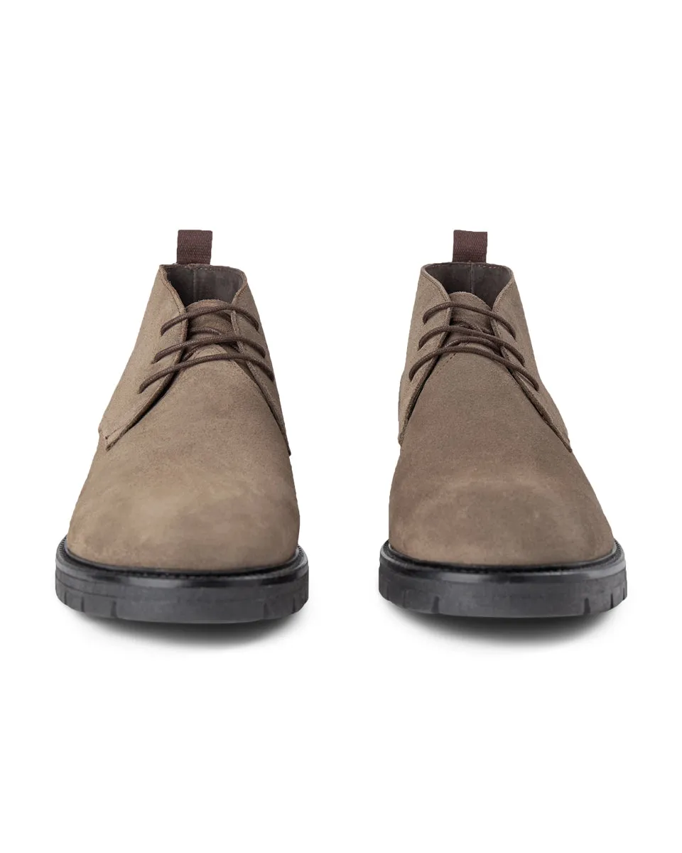 Ravn Suede Chukka Boot - KHAKI