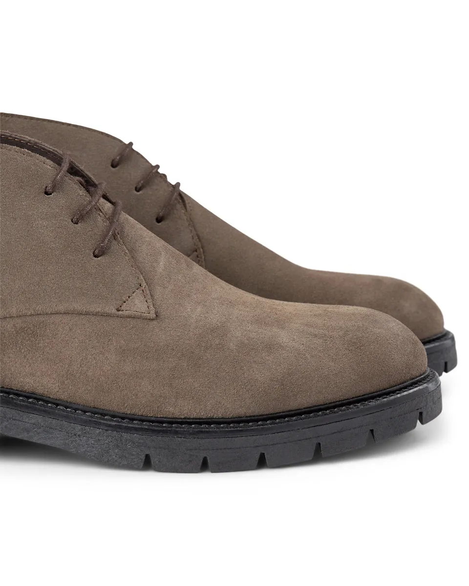 Ravn Suede Chukka Boot - KHAKI