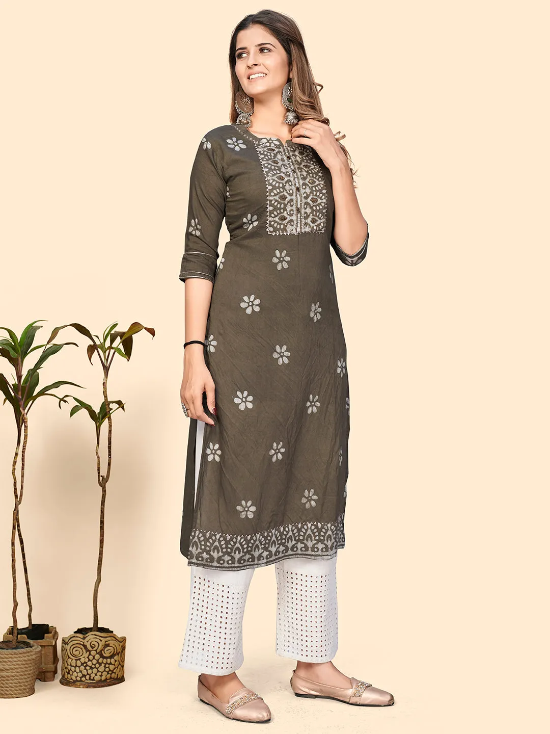 Women'S Batik Print & Mirror Straight Chanderi Grey Stitched Kurta With Dupatta